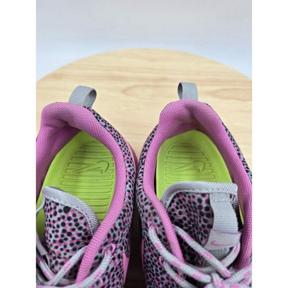 NIKE ROSHE RUN Womens Shoes PRINT POLKA DOT 599432 005 SZ 7.0 WOLF GRAY VIOLET - Picture 5 of 9